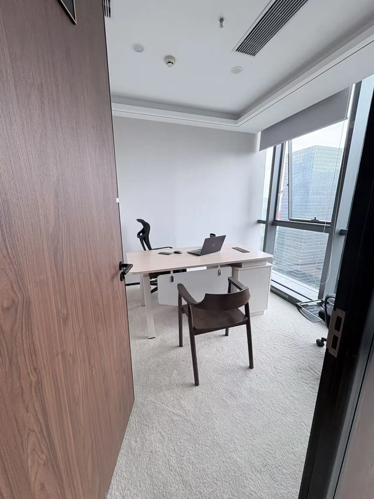 深圳港云洽谈区实景